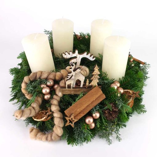 Adventkranz gebunden Elche
